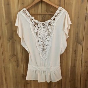 Love on a Hanger Crochet tunic VGUC